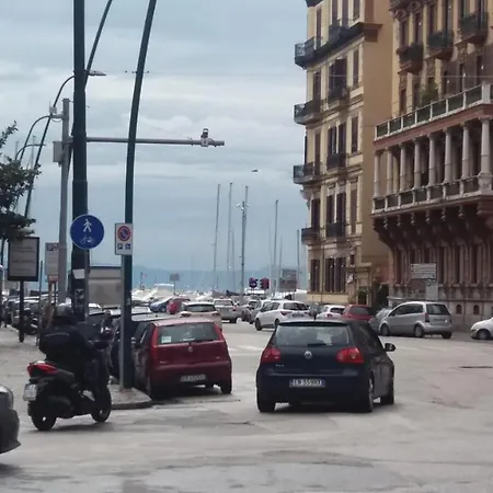 Apartman Casa Sannazzaro *