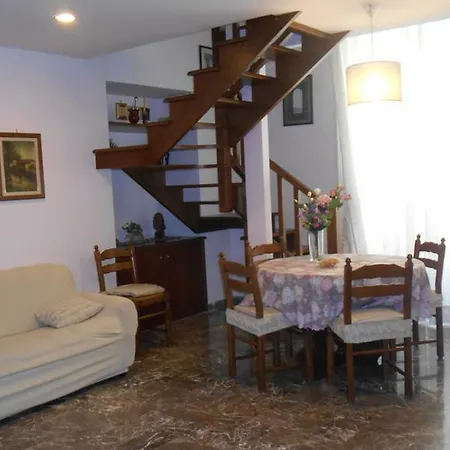 Apartment Casa Sannazzaro Naples