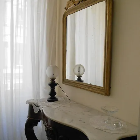 Casa Sannazzaro * Naples